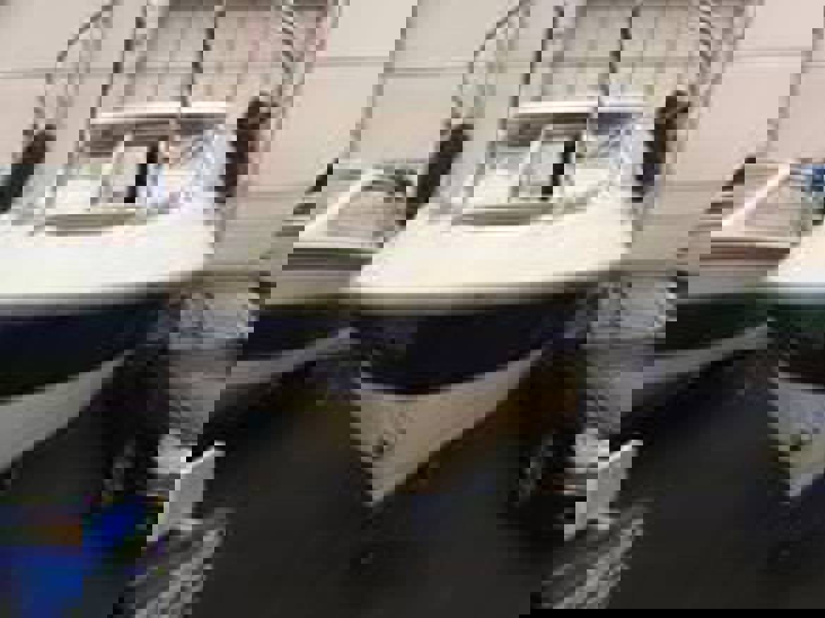 BELLA 655  KESKIHYTTI VENE